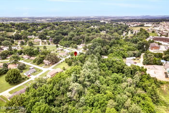 1904 Smokemont Dr, Maryville, TN 37801