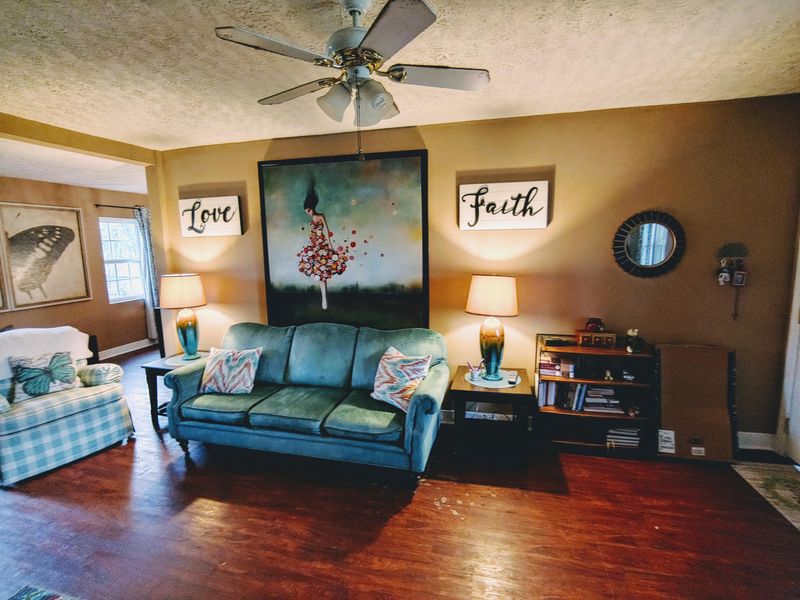 1905 Crest Rd, Maryville, TN 37804