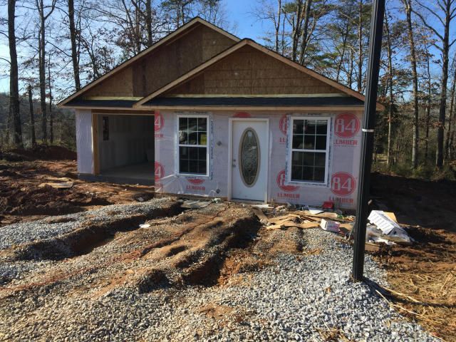 1905 Heather Lea Dr, Sevierville, TN 37876