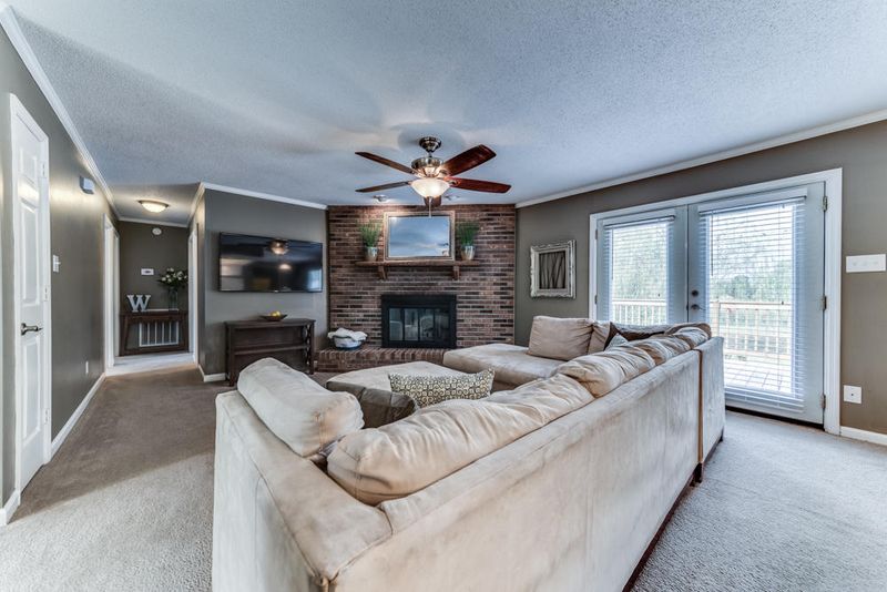 1905 Plumb Branch Rd, Knoxville, TN 37932