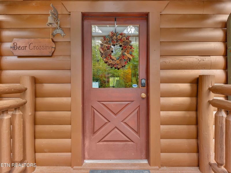1906 Buckeye View Way, Sevierville, TN 37876