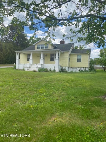 1906 W Lamar Alexander Pkwy, Maryville, TN 37801