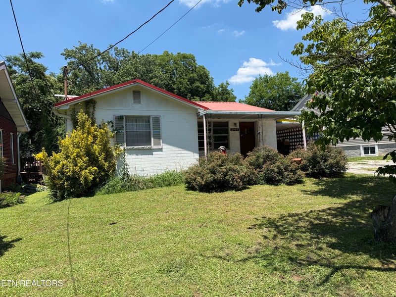 1907 Brown Ave, Knoxville, TN 37917