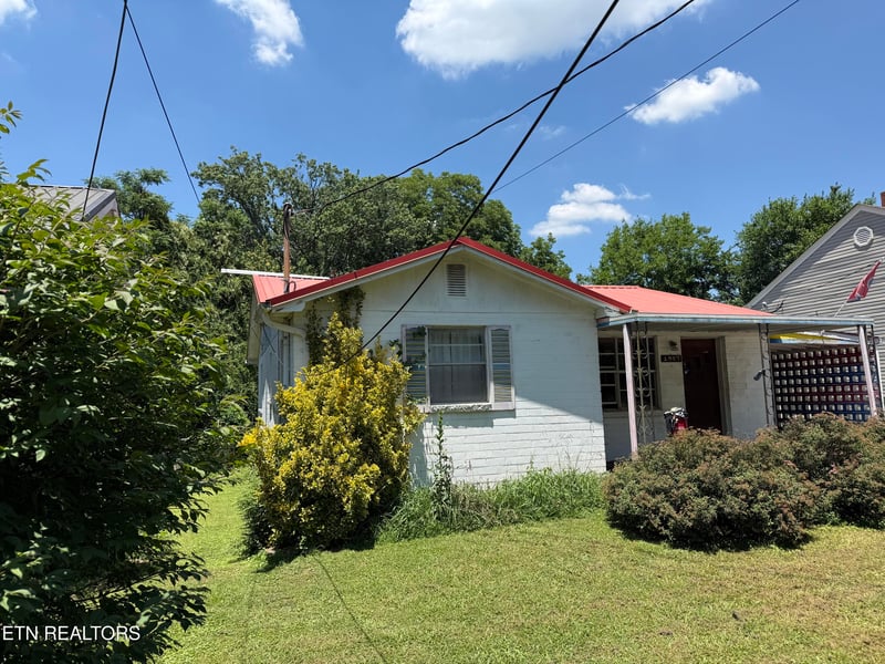 1907 Brown Ave, Knoxville, TN 37917
