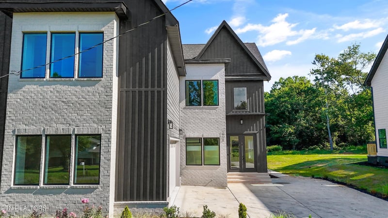 1908 Amherst Rd, Knoxville, TN 37921