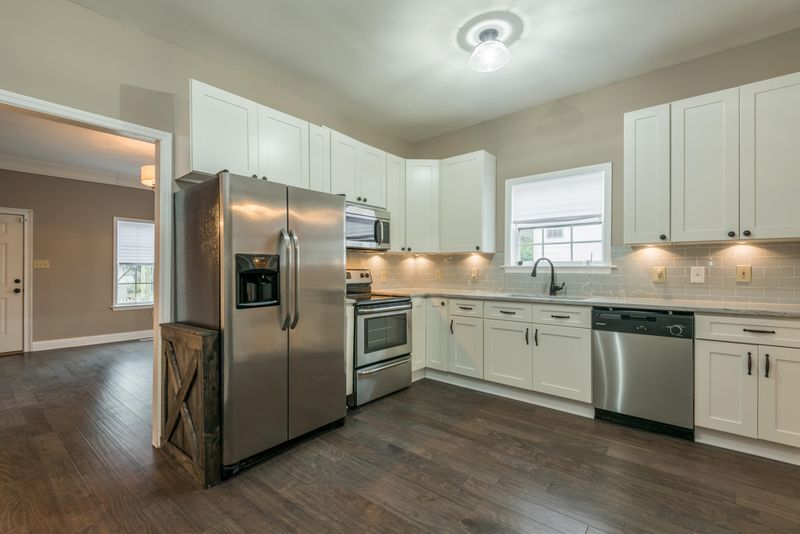 1908 Edgewood Ave, Knoxville, TN 37917
