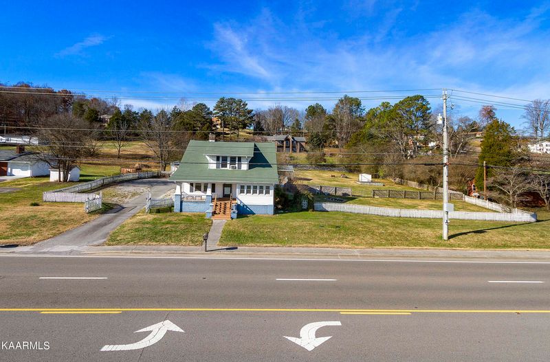1909 E Emory Rd, Knoxville, TN 37938