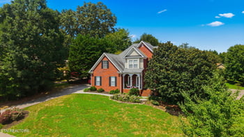 1909 Stonehaven Dr, Knoxville, TN 37938