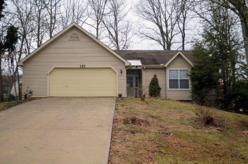 191 Berkshire Loop, Crossville, TN 38558