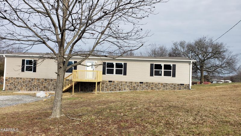 191 Cemetery Rd, Loudon, TN 37774