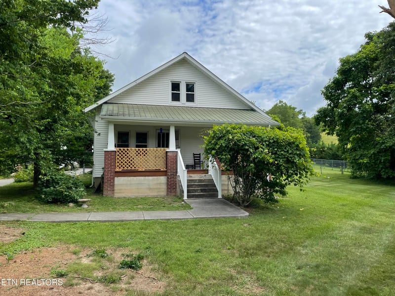 191 Walker Ford Rd, Maynardville, TN 37807