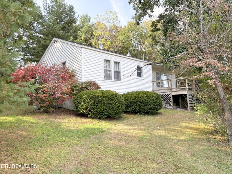 1910 Lantana Rd, Crossville, TN 38572