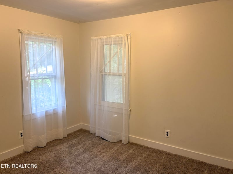 1910 Lantana Rd, Crossville, TN 38572