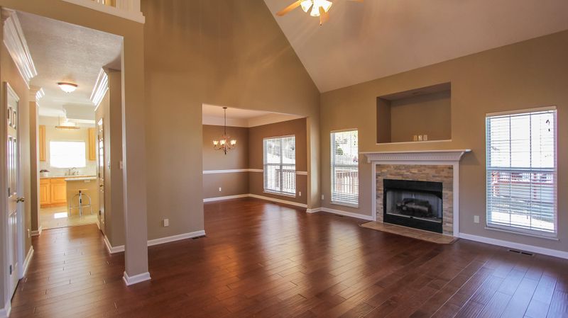 1911 Saint Gregorys Ct, Knoxville, TN 37931