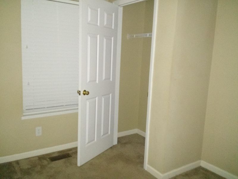1911 Wells Dr, Powell, TN 37849