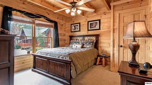 1913 Creek Overlook Way, Pigeon Forge, TN 37863