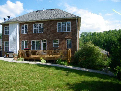 1914 Cascade Falls Ln, Knoxville, TN 37931