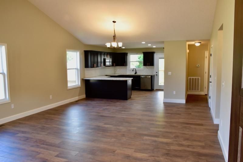 1915 Canyon Rd, Sevierville, TN 37862