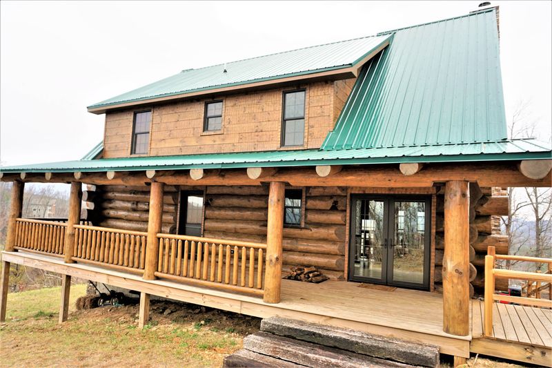 1915 Little Cove Rd, Sevierville, TN 37862