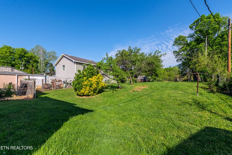 1915 Mccroskey Ave, Knoxville, TN 37917