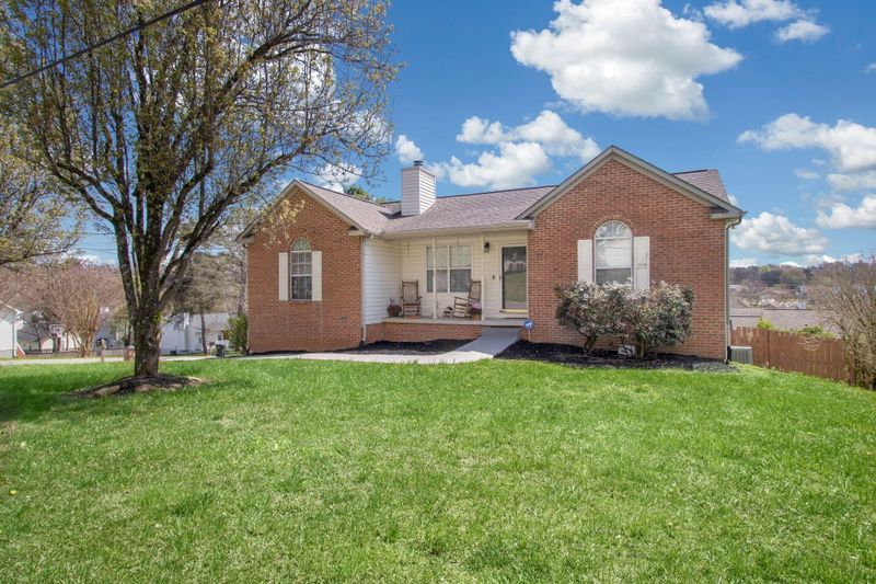 1915 Whitman Dr, Knoxville, TN 37909