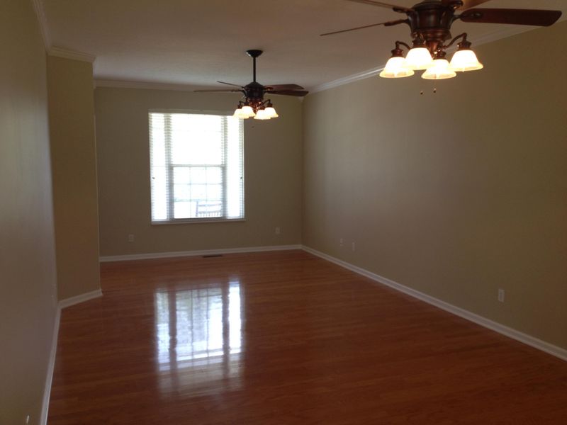 1917 Winter Winds Ln, Knoxville, TN 37909