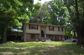 1918 Highland Rd, Maryville, TN 37801
