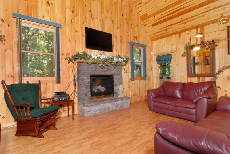 1919 Abbey Lane Way, Sevierville, TN 37862