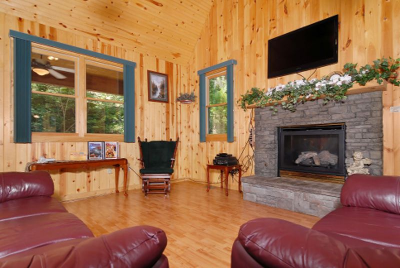 1919 Abbey Lane Way, Sevierville, TN 37862
