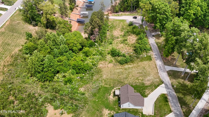 1919 Lakewood Dr, Morristown, TN 37814