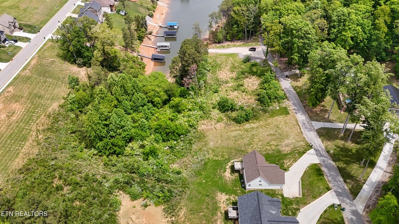 1919 Lakewood Dr, Morristown, TN 37814