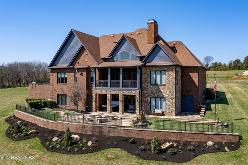 1919 Legend View Ct, Sevierville, TN 37862