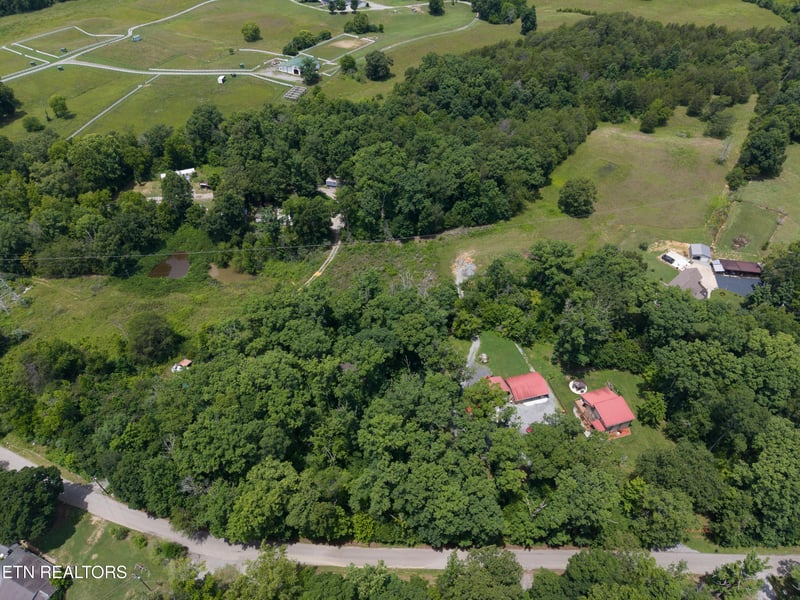 1919 Reagan Mill Rd, Maryville, TN 37803