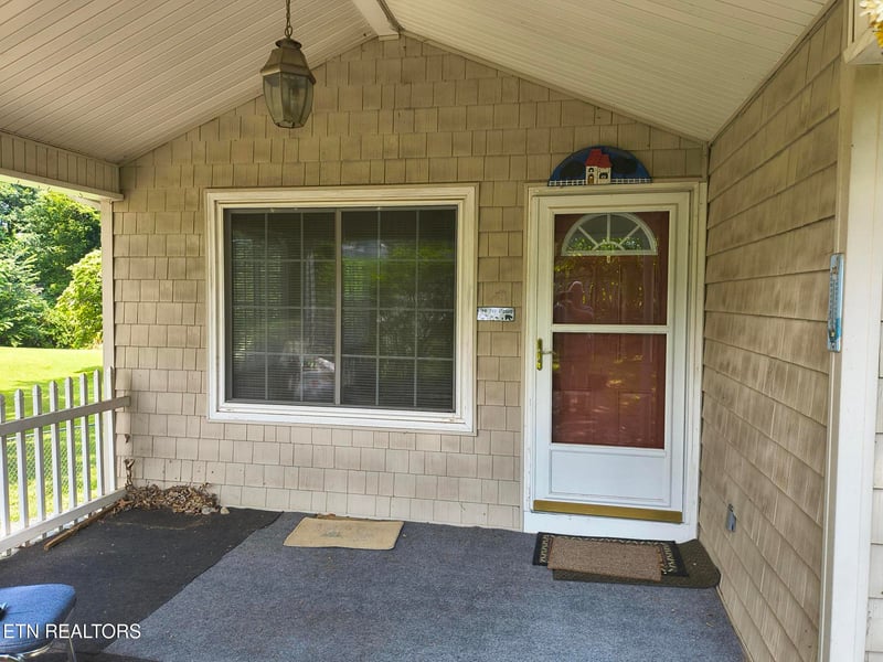 1919 Shasta Rd, Maryville, TN 37801