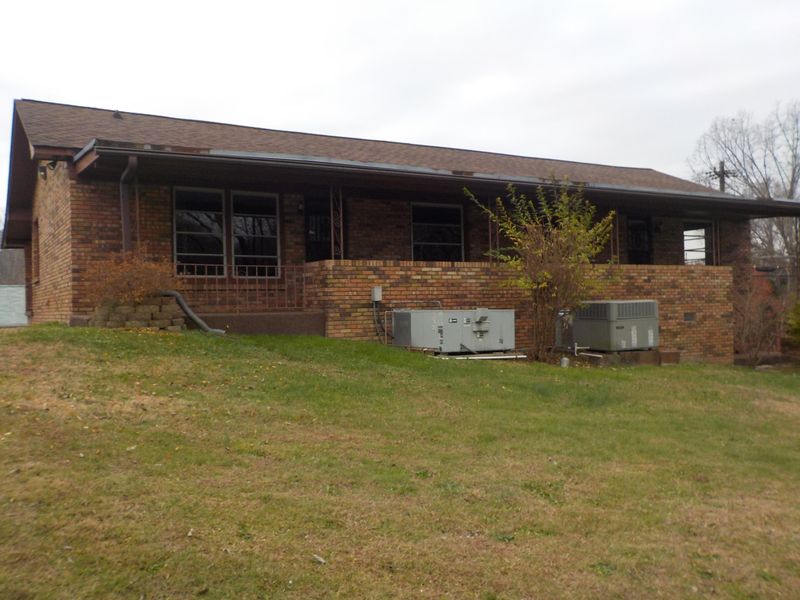 192-194 Louisiana Ave, Oak Ridge, TN 37830
