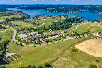 192 E Highlands Cir, Lenoir City, TN 37772