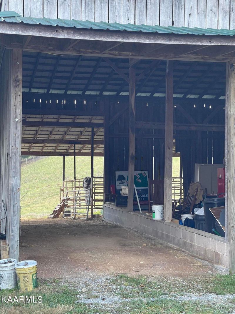 192 Galilean Rd, Kingston, TN 37763