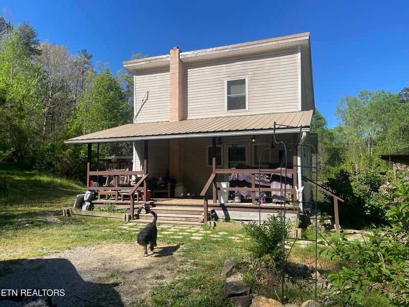 192 Massingale Rd, Tellico Plains, TN 37385