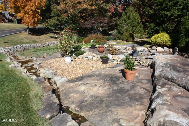 192 Our Way Loop, Crossville, TN 38555