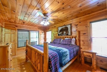 1920 Buckeye View Way, Sevierville, TN 37876