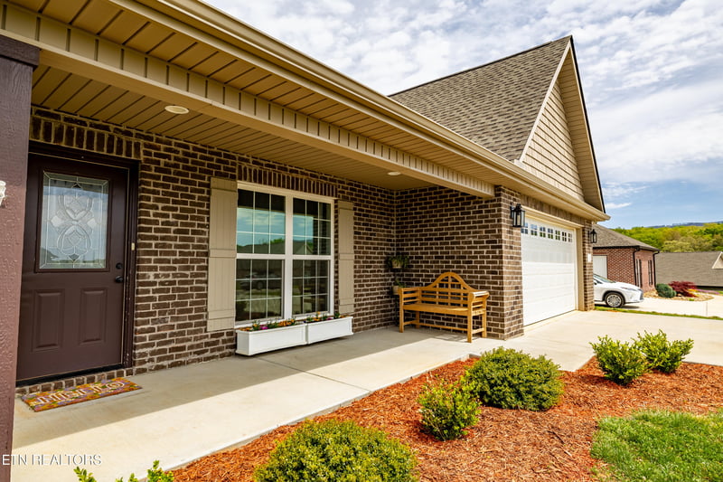 1920 Griffitts Mill Cir, Maryville, TN 37803