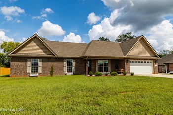 1920 Griffitts Mill Cir, Maryville, TN 37803