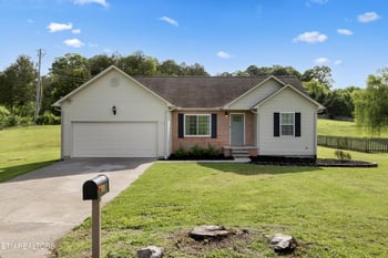 1920 Hidden Springs Rd, Knoxville, TN 37914