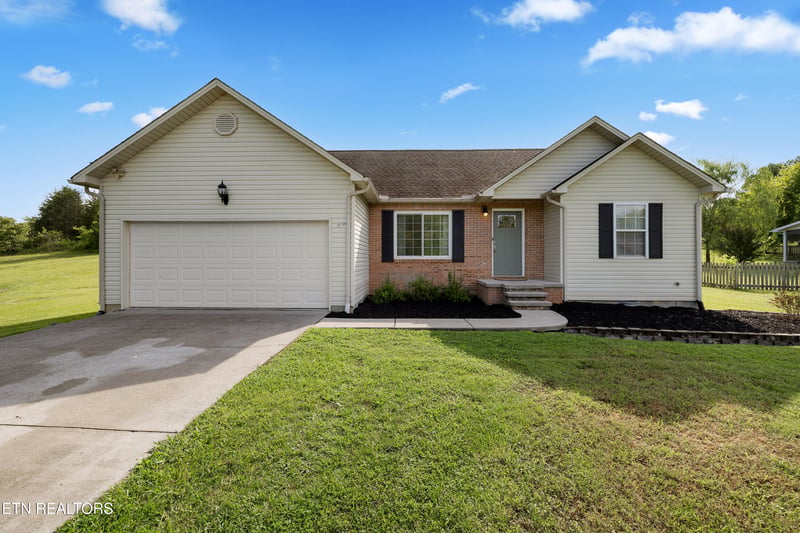 1920 Hidden Springs Rd, Knoxville, TN 37914