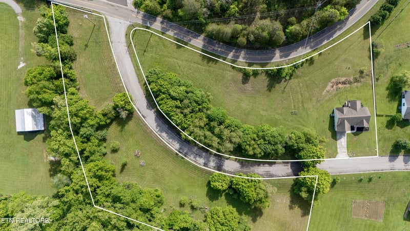 1920 Hidden Springs Rd, Knoxville, TN 37914