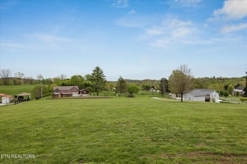 1920 Scenic Meadow Way, Powell, TN 37849