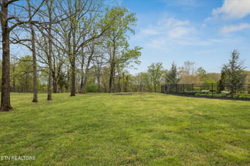 1920 Scenic Meadow Way, Powell, TN 37849