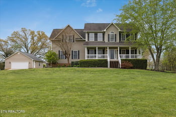 1920 Scenic Meadow Way, Powell, TN 37849
