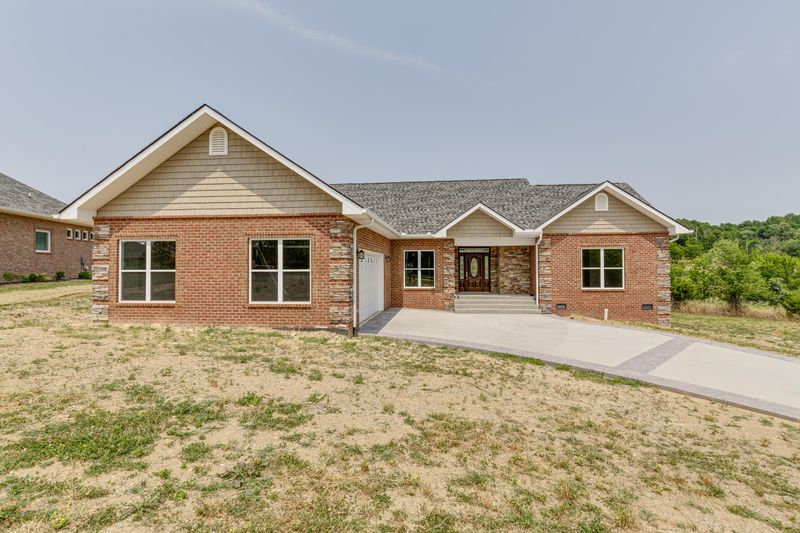 1921 Pattons Way, Sevierville, TN 37876
