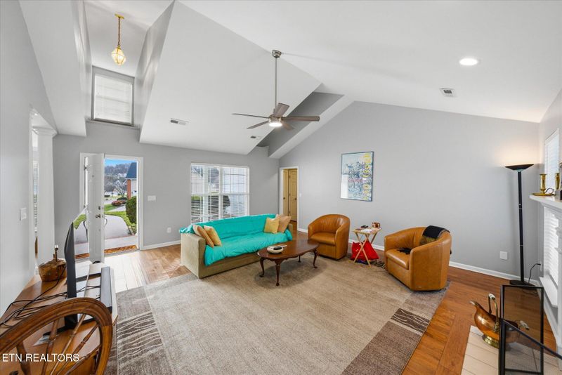 1922 Wayside Rd, Knoxville, TN 37931